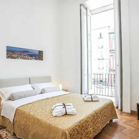 Casa Napoletana - San Domenico Apartment Naples Exterior photo