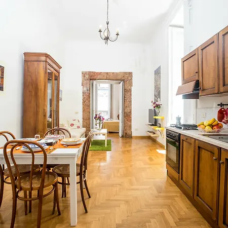 Casa Napoletana - San Domenico Apartment Naples Exterior photo
